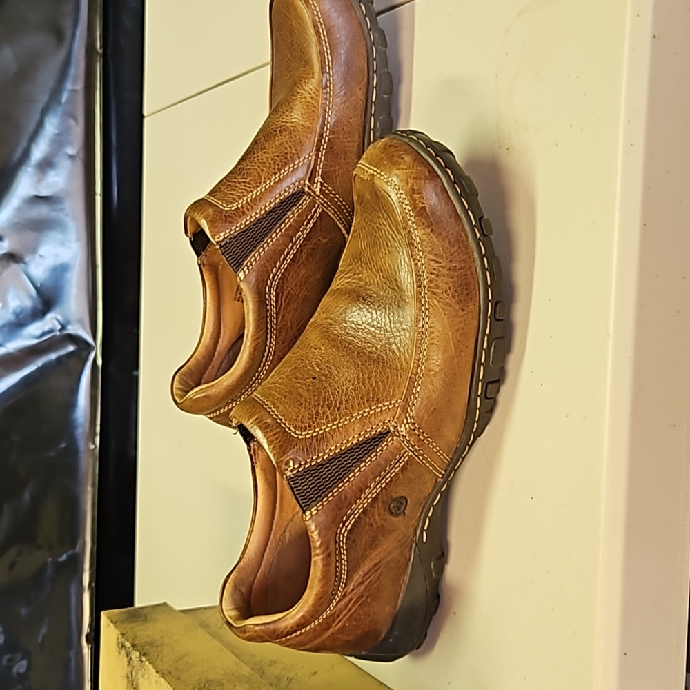 Born pompiduo brown loafers